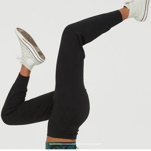 Off-line by Aerie Real Me Jogger